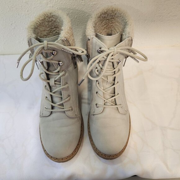 JustFab Illona Combat Boot Womens 7.5 White Faux Fir Lining Lace-Up Y2K Military - Picture 6 of 13